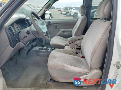 Zdjęcie 7 z 12 samochodu: 2001 TOYOTA TACOMA XTRACAB VIN:5TEVL52N01Z770638 - miniatura