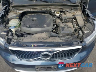 Zdjęcie 11 z 12 samochodu: 2021 VOLVO XC40 T5 MOMENTUM VIN:YV4162UK6M2561949 - miniatura