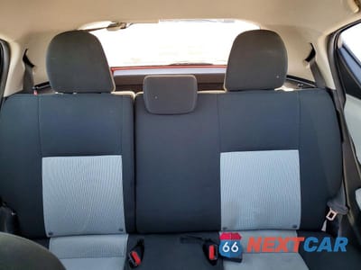Zdjęcie 10 z 13 samochodu: 2013 TOYOTA PRIUS C TWO VIN:JTDKDTB37D1058354 - miniatura