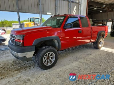 2005 CHEVROLET SILVERADO K2500 HEAVY DUTY 1GCHK29U95E289663 - główne zdjęcie licytacji z USA - miniatura