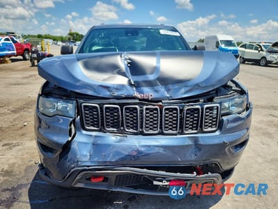 Piąte zdjęcie samochodu w środku: 2020 JEEP GRAND CHEROKEE TRAILHAWK VIN:1C4RJFLTXLC304355 - miniatura