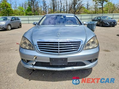 Piąte zdjęcie samochodu w środku: 2008 MERCEDES-BENZ S-CLASS S550 VIN:WDDNG86X18A157035 - miniatura