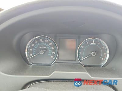 Zdjęcie 9 z 12 samochodu: 2012 JAGUAR XF VIN:SAJWA0FB6CLS47091 - miniatura