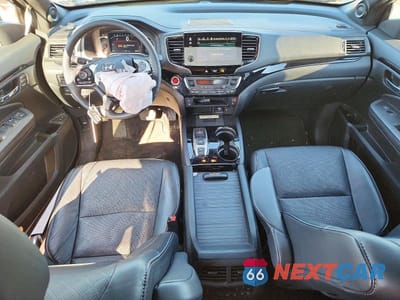 Zdjęcie 8 z 13 samochodu: 2021 HONDA PASSPORT ELITE VIN:5FNYF8H02MB027440 - miniatura
