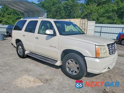 Czwarte zdjęcie samochodu z boku: 2004 CADILLAC ESCALADE LUXURY VIN:1GYEK63N04R313555 - miniatura