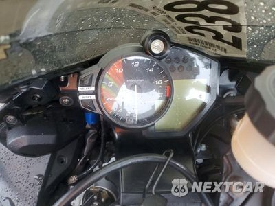 Zdjęcie 7 z 9 samochodu: 2019 YAMAHA YZFR6 VIN:JYARJ28E3KA005265 - miniatura