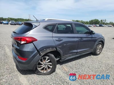 Trzecie zdjęcie samochodu z tyłu: 2018 HYUNDAI TUCSON SE VIN:KM8J23A40JU619687 - miniatura