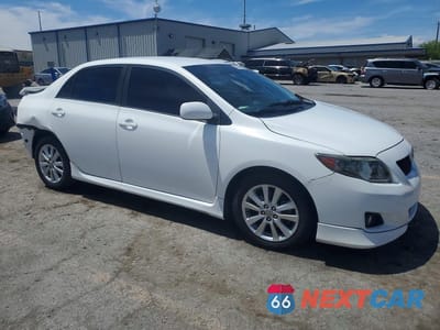 Czwarte zdjęcie samochodu z boku: 2010 TOYOTA COROLLA S VIN:2T1BU4EE4AC430307 - miniatura