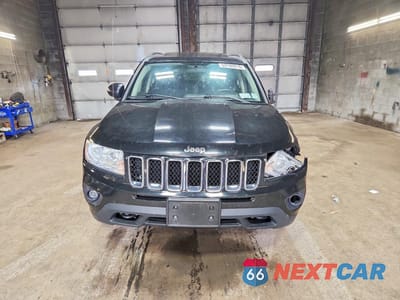 Piąte zdjęcie samochodu w środku: 2012 JEEP COMPASS VIN:1C4NJDEB9CD613347 - miniatura