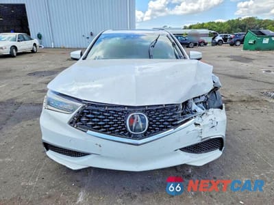 Piąte zdjęcie samochodu w środku: 2019 ACURA TLX VIN:19UUB1F36KA001056 - miniatura