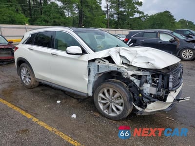 Czwarte zdjęcie samochodu z boku: 2021 INFINITI QX50 LUXE VIN:3PCAJ5BA8MF122388 - miniatura