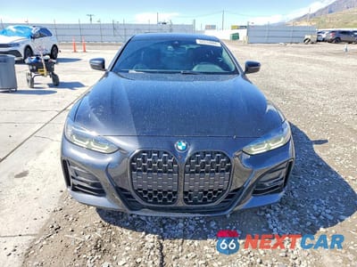 Piąte zdjęcie samochodu w środku: 2023 BMW 430XI VIN:WBA73AP06PCL80744 - miniatura