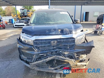 Piąte zdjęcie samochodu w środku: 2025 HONDA RIDGELINE RTL VIN:5FPYK3F57SB038628 - miniatura