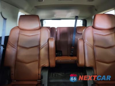 Zdjęcie 10 z 13 samochodu: 2017 CADILLAC ESCALADE LUXURY VIN:1GYS4BKJ0HR188762 - miniatura