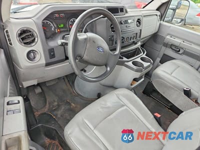 Zdjęcie 8 z 13 samochodu: 2012 FORD ECONOLINE E350 SUPER DUTY VAN VIN:1FTSS3EL1CDB08082 - miniatura