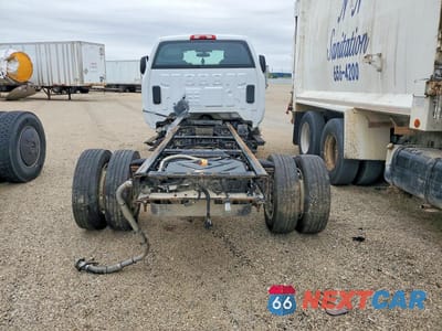 Zdjęcie 6 z 13 samochodu: 2022 CHEVROLET SILVERADO MEDIUM DUTY VIN:1HTKJPVK8NH277645 - miniatura