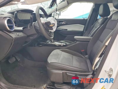 Zdjęcie 7 z 14 samochodu: 2025 CHEVROLET TRAX 1LT VIN:KL77LHEP3SC312399 - miniatura