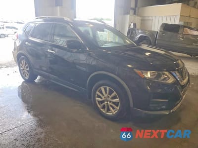 Czwarte zdjęcie samochodu z boku: 2020 NISSAN ROGUE SV VIN:KNMAT2MT0LP521596 - miniatura