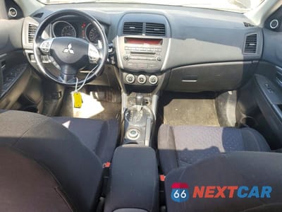 Zdjęcie 8 z 13 samochodu: 2011 MITSUBISHI RVR GT VIN:JA4AJ4AU6BZ600704 - miniatura