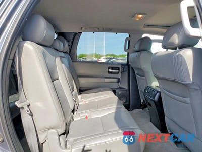 Zdjęcie 11 z 13 samochodu: 2010 TOYOTA SEQUOIA LIMITED VIN:5TDKY5G10AS026870 - miniatura