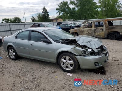 Czwarte zdjęcie samochodu z boku: 2004 DODGE STRATUS SXT VIN:1B3EL46R24N287085 - miniatura