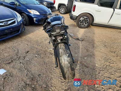 Czwarte zdjęcie samochodu z boku: 2021 YAMAHA YZFR1 VIN:JYARN66E6MA001454 - miniatura