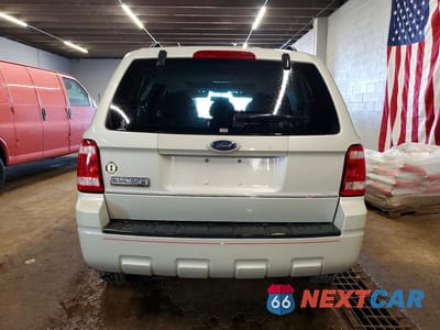Zdjęcie 6 z 13 samochodu: 2008 FORD ESCAPE XLT VIN:1FMCU03138KE30106 - miniatura