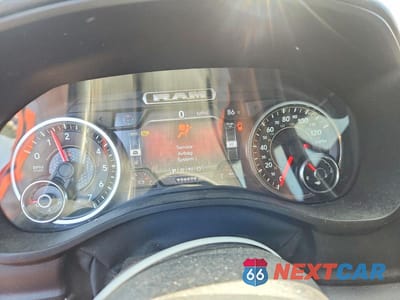 Zdjęcie 9 z 13 samochodu: 2019 RAM 1500 BIG HORN VIN:1C6SRFMT5KN685938 - miniatura
