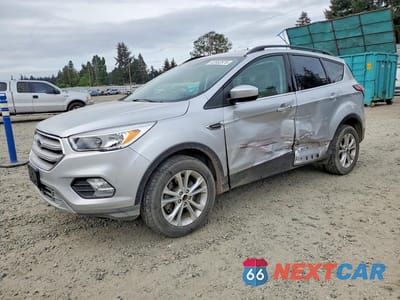 2018 FORD ESCAPE SE 1FMCU9GD9JUC87147 - główne zdjęcie licytacji z USA - miniatura