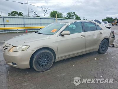 2007 TOYOTA CAMRY LE 4T1BE46K87U014446 - główne zdjęcie licytacji z USA - miniatura