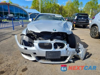 Piąte zdjęcie samochodu w środku: 2013 BMW 328 I VIN:WBAKE3C54DE444863 - miniatura
