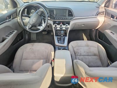 Zdjęcie 8 z 12 samochodu: 2019 HYUNDAI ELANTRA SE VIN:KMHD74LF8KU829619 - miniatura