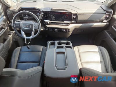 Zdjęcie 8 z 12 samochodu: 2026 GMC SIERRA C1500 SLT VIN:1GTPHDED5TZ213228 - miniatura