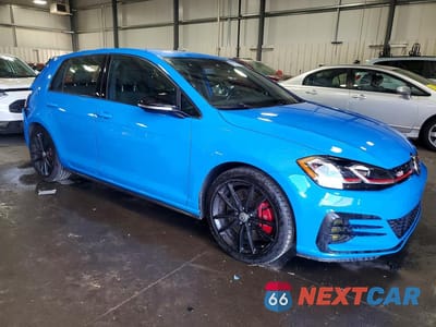 Czwarte zdjęcie samochodu z boku: 2019 VOLKSWAGEN GTI S VIN:3VW5T7AU9KM008697 - miniatura