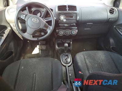 Zdjęcie 8 z 13 samochodu: 2010 SCION XD BASE VIN:JTKKU4B45AJ058789 - miniatura
