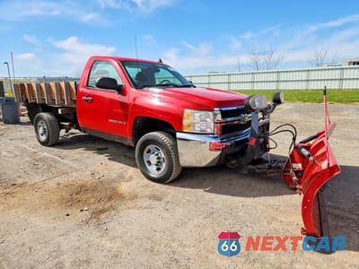 Czwarte zdjęcie samochodu z boku: 2009 CHEVROLET SILVERADO K2500 HEAVY DUTY VIN:1GCHK44K09E137682 - miniatura