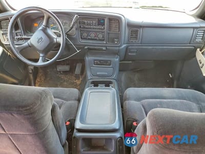 Zdjęcie 8 z 12 samochodu: 2000 CHEVROLET SILVERADO C1500 VIN:2GCEC19T9Y1397787 - miniatura
