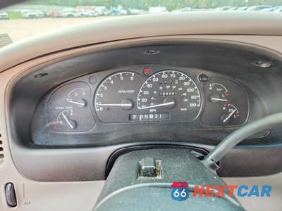 Zdjęcie 9 z 14 samochodu: 2001 FORD EXPLORER VIN:1FMZU62E61UB53902 - miniatura