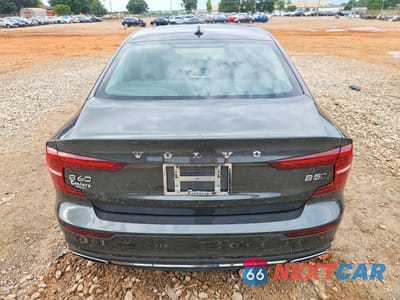 Zdjęcie 6 z 12 samochodu: 2022 VOLVO S60 B5 INSCRIPTION VIN:7JRL12TL2NG154205 - miniatura