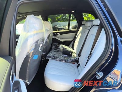 Zdjęcie 12 z 15 samochodu: 2026 BMW X5 XDRIVE50E VIN:5UX43EU0XT9407726 - miniatura