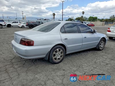 Trzecie zdjęcie samochodu z tyłu: 2000 ACURA 3.2TL VIN:19UUA5665YA041187 - miniatura