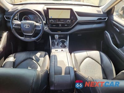 Zdjęcie 8 z 13 samochodu: 2023 TOYOTA HIGHLANDER HYBRID XLE VIN:5TDKBRCH0PS575599 - miniatura