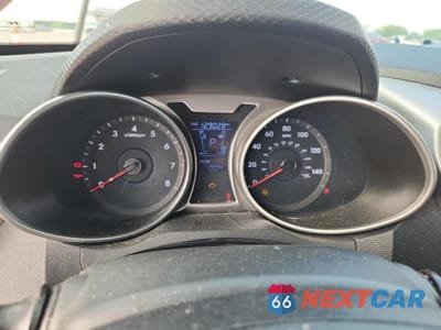 Zdjęcie 9 z 12 samochodu: 2015 HYUNDAI VELOSTER BASE VIN:KMHTC6AD7FU228874 - miniatura