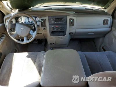 Zdjęcie 8 z 12 samochodu: 2005 DODGE RAM 1500 VIN:1D7HU18D35J589900 - miniatura