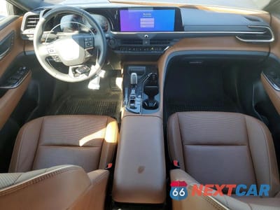 Zdjęcie 8 z 13 samochodu: 2025 TOYOTA CROWN SIGNIA XLE VIN:JTDACAAJ3S3008619 - miniatura