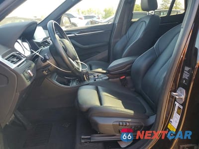 Zdjęcie 7 z 13 samochodu: 2018 BMW X1 XDRIVE28I VIN:WBXHT3C31J5L33719 - miniatura
