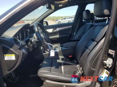 Zdjęcie 7 z 12 samochodu: 2014 MERCEDES-BENZ C 300 4MATIC VIN:WDDGF8AB6ER310352 - miniatura
