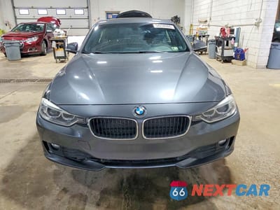 Piąte zdjęcie samochodu w środku: 2015 BMW 320 I VIN:WBA3B1G56FNT04957 - miniatura
