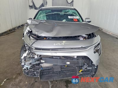 Piąte zdjęcie samochodu w środku: 2026 KIA NIRO LX VIN:KNDCP3LE4T5319054 - miniatura