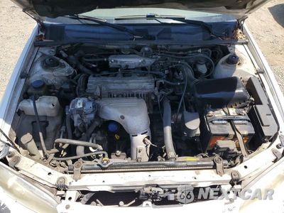 Zdjęcie 11 z 12 samochodu: 1999 TOYOTA CAMRY LE VIN:JT2BG22K8X0285550 - miniatura